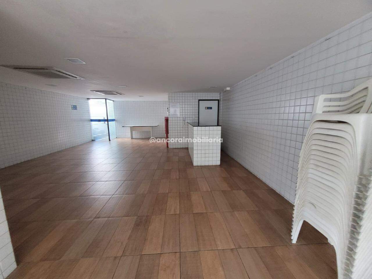 Apartamento para aluguel no Tamarineira: 