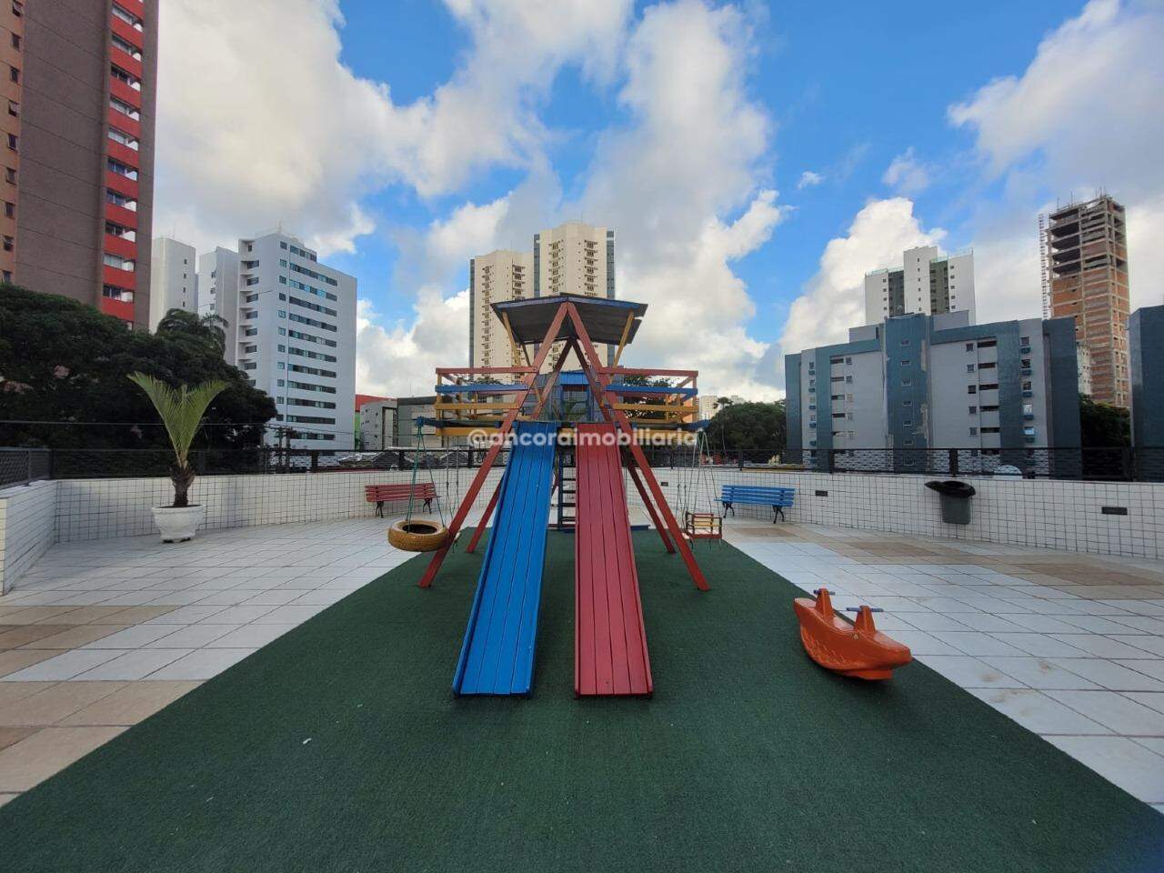 Apartamento para aluguel no Tamarineira: 