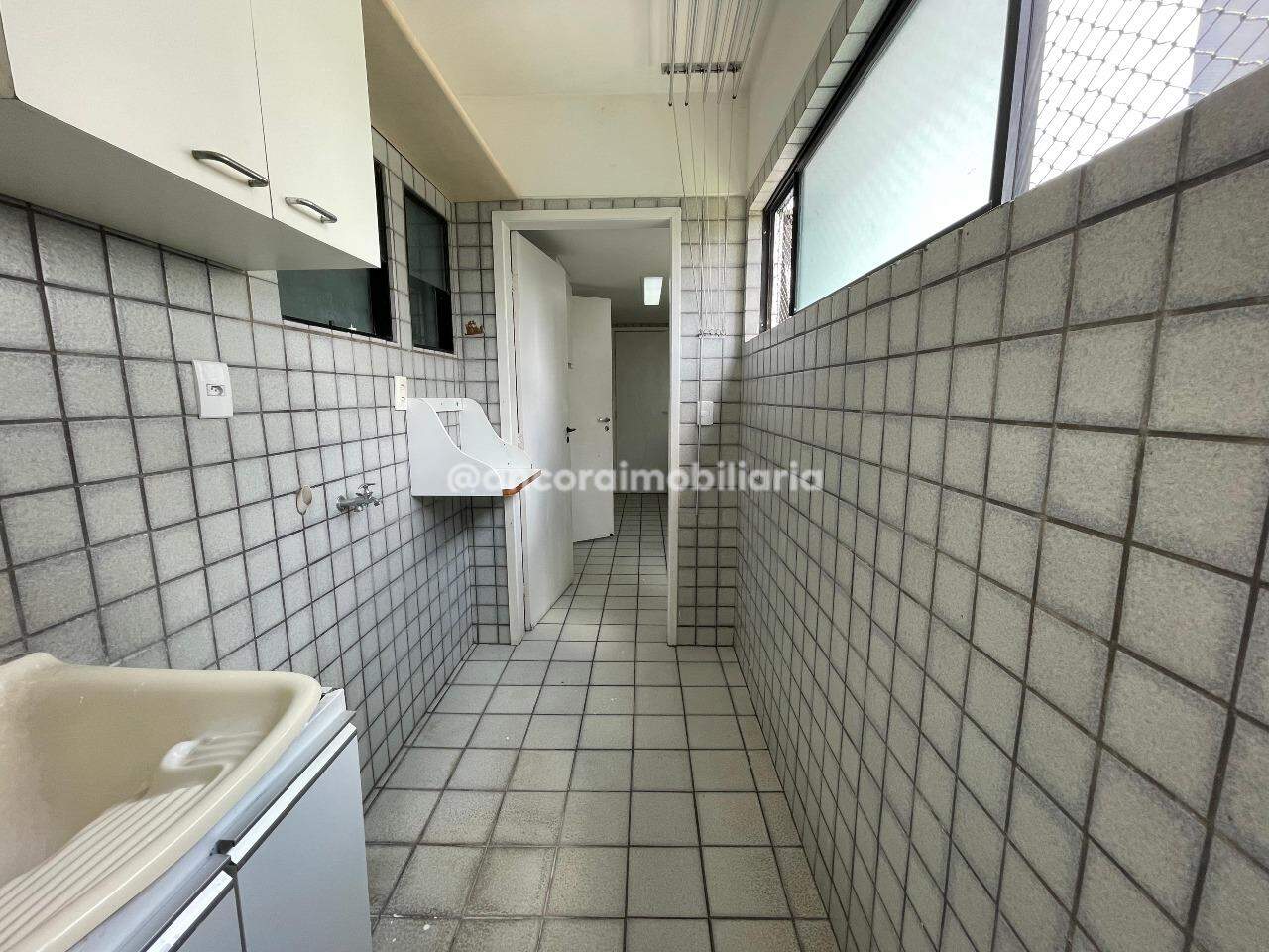 Apartamento para aluguel no Parnamirim: 