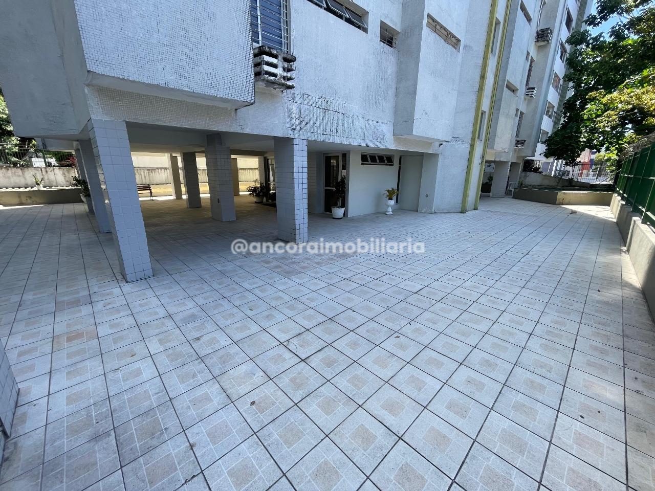 Apartamento à venda no Espinheiro: 