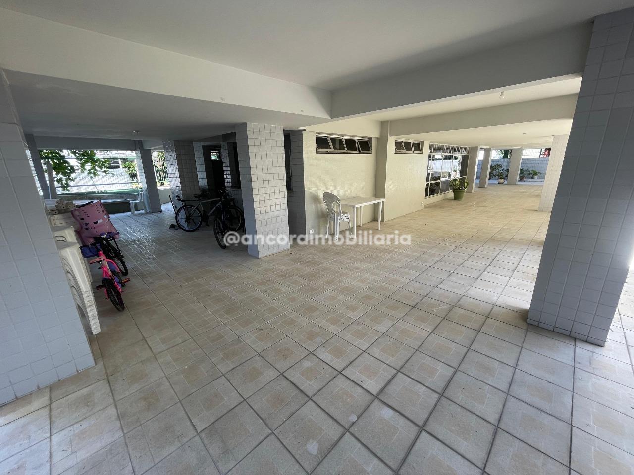 Apartamento à venda no Espinheiro: 
