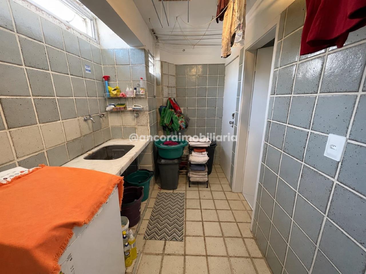 Apartamento à venda no Espinheiro: 