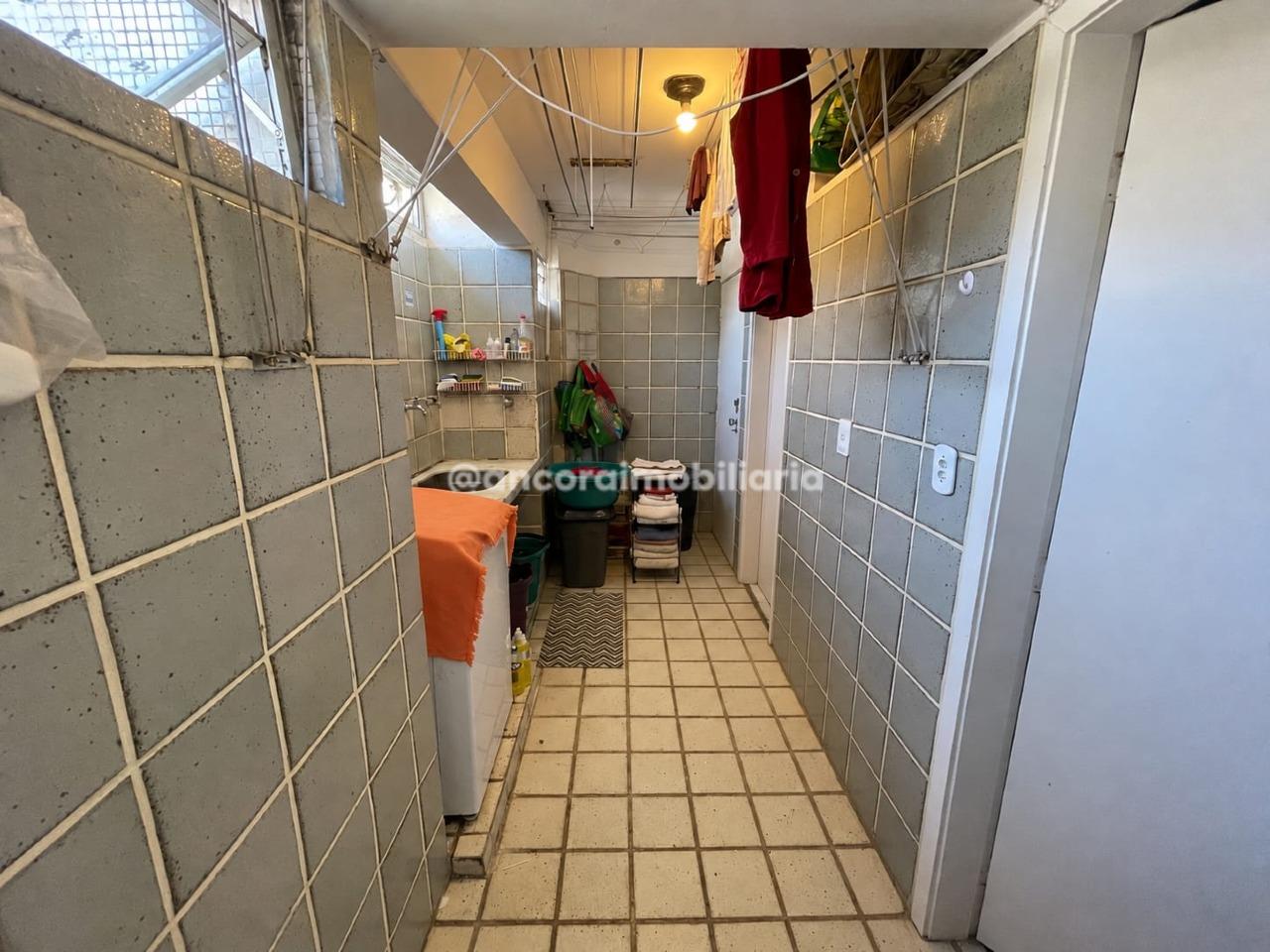 Apartamento à venda no Espinheiro: 