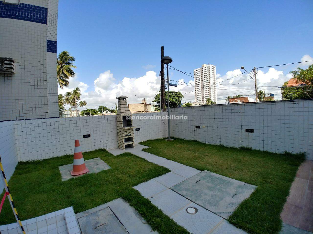 Apartamento para aluguel no Candeias: 