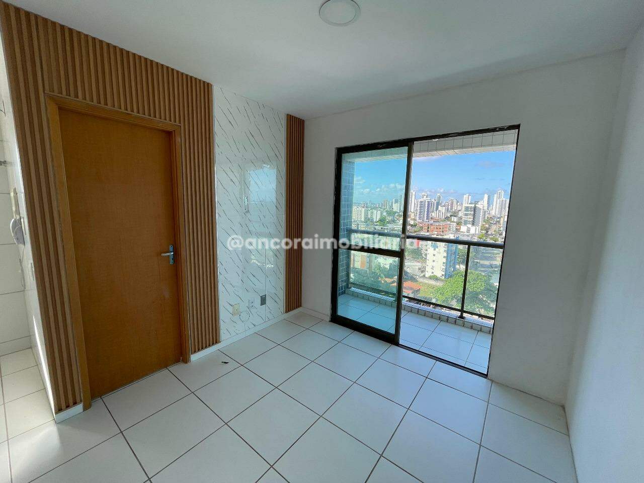 Apartamento para aluguel no Candeias: 