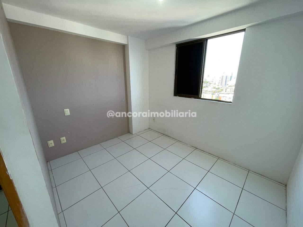 Apartamento para aluguel no Candeias: 