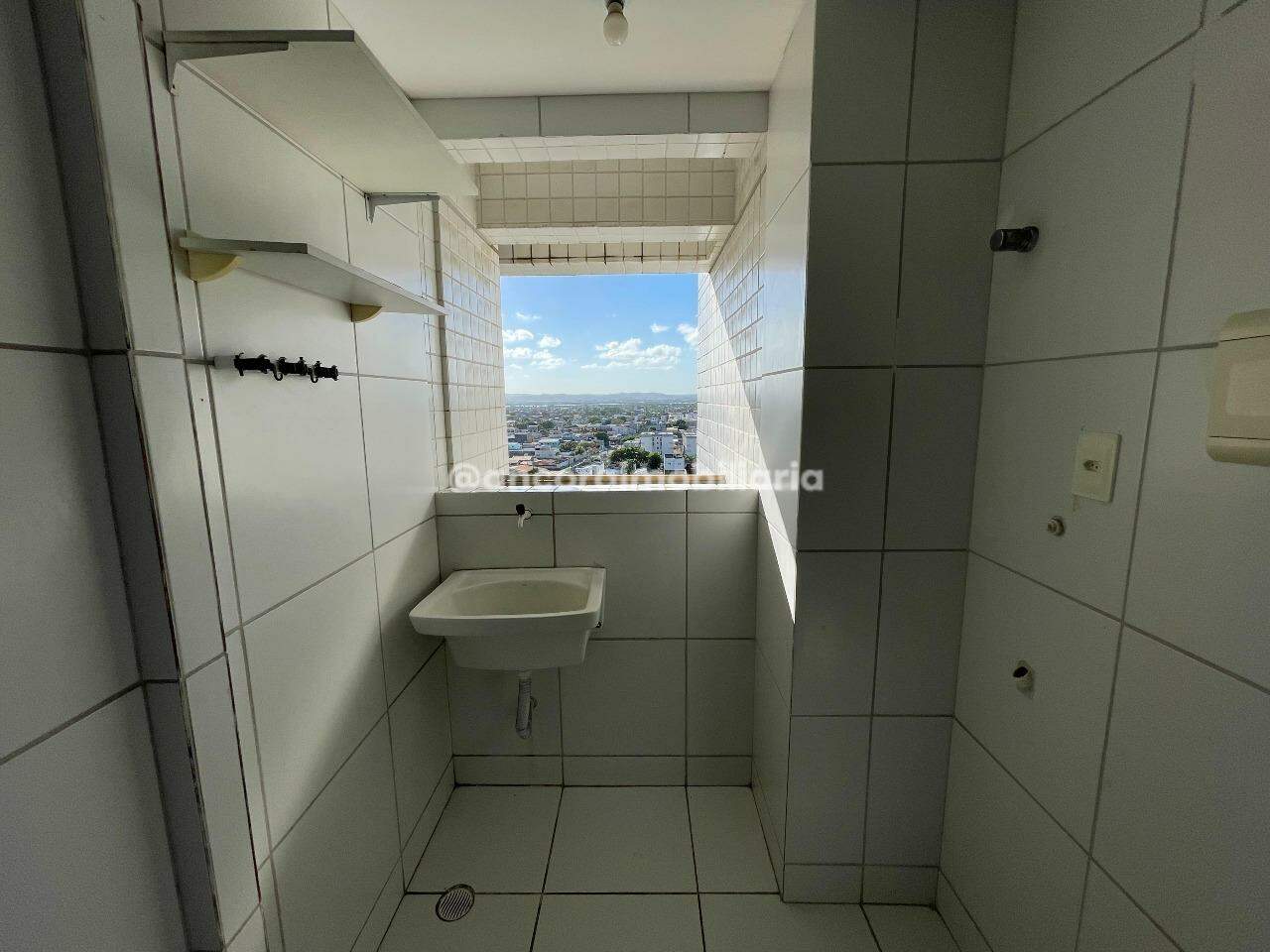 Apartamento para aluguel no Candeias: 
