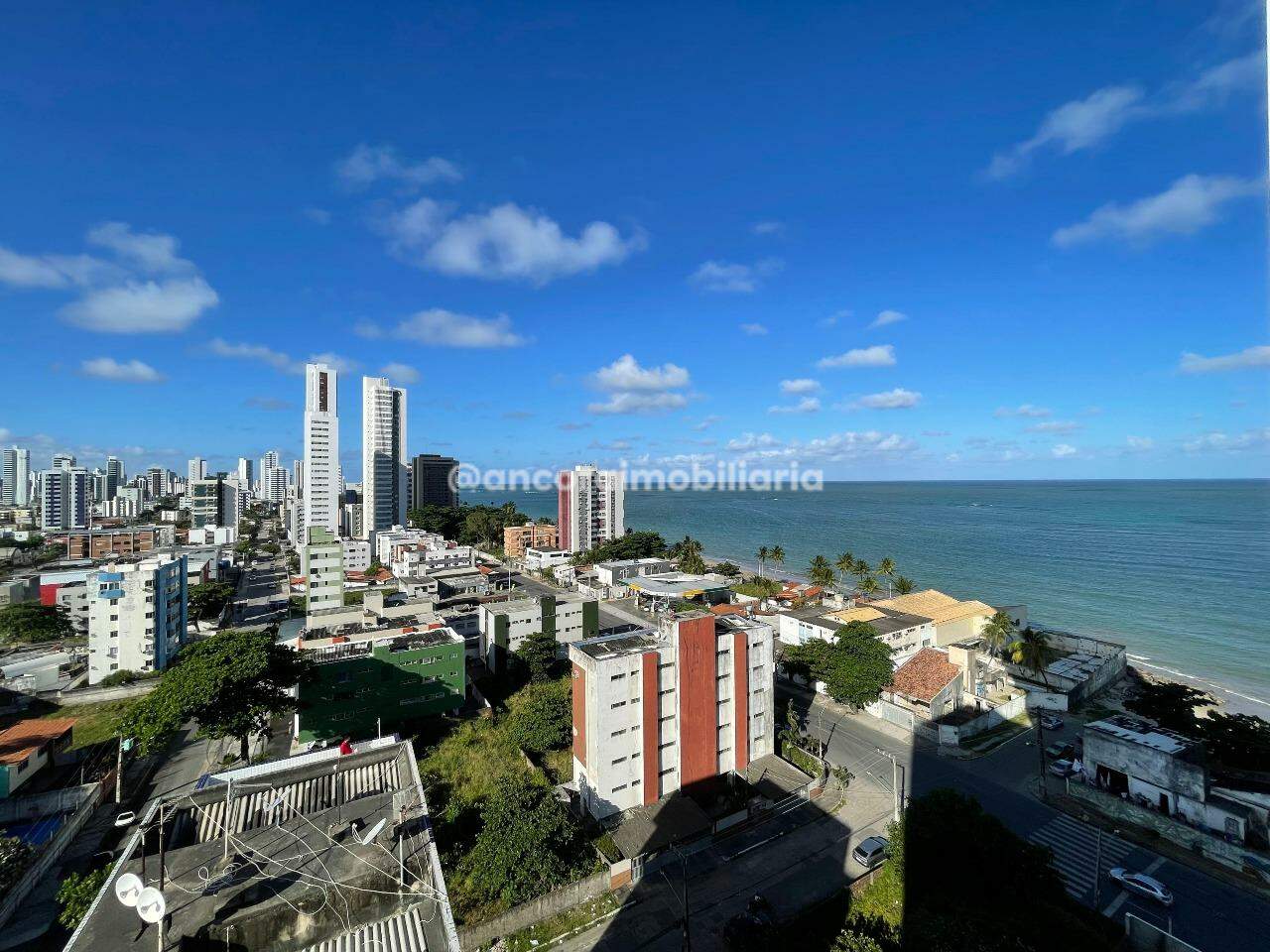 Apartamento para aluguel no Candeias: 
