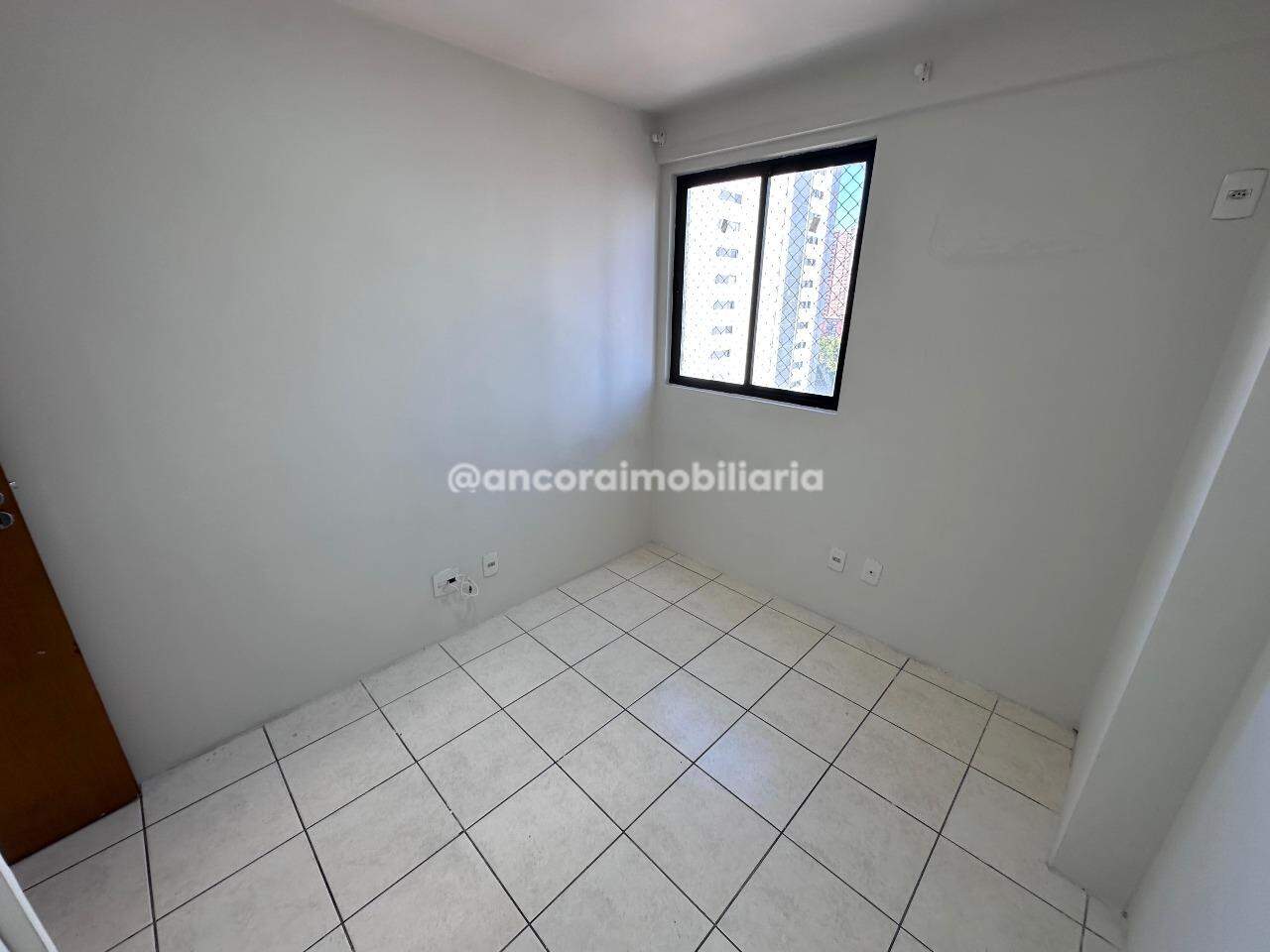Apartamento para aluguel no Encruzilhada: 