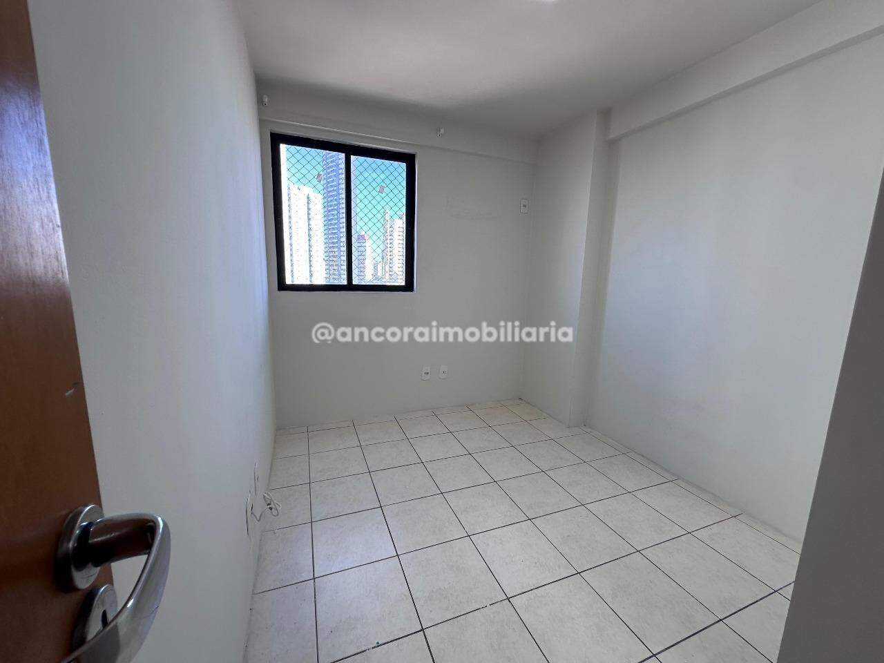 Apartamento para aluguel no Encruzilhada: 