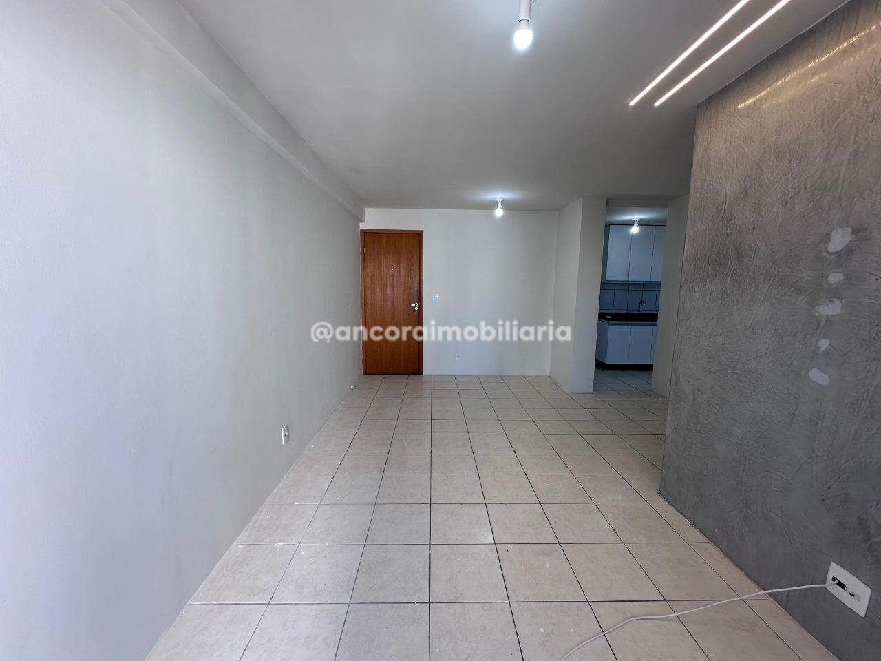 Apartamento para aluguel no Encruzilhada: 