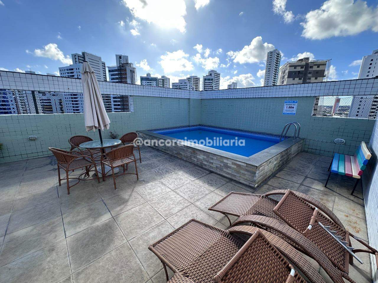 Apartamento para aluguel no Encruzilhada: 