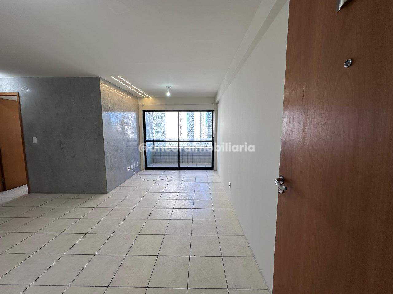 Apartamento para aluguel no Encruzilhada: 