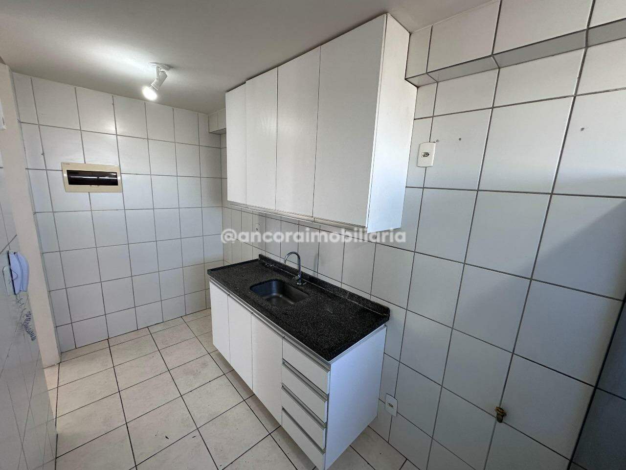 Apartamento para aluguel no Encruzilhada: 
