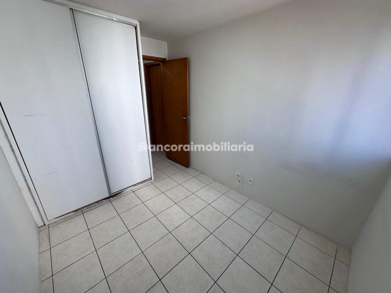 Apartamento para aluguel no Encruzilhada: 