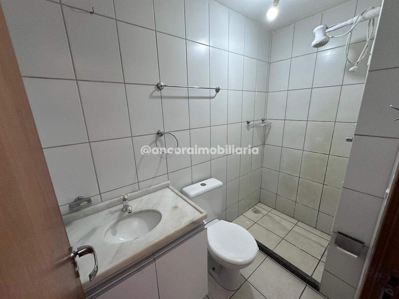 Apartamento para aluguel no Encruzilhada: 