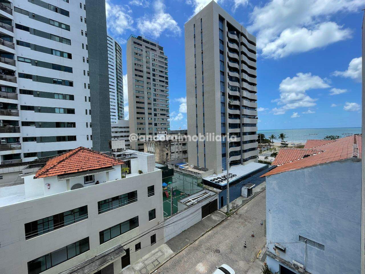 Apartamento para aluguel no Pina: