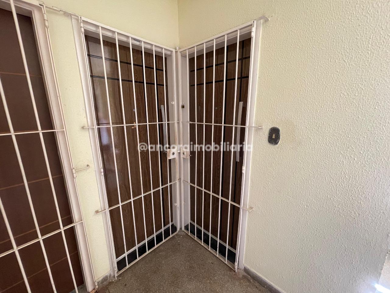 Apartamento para aluguel no Candeias: 