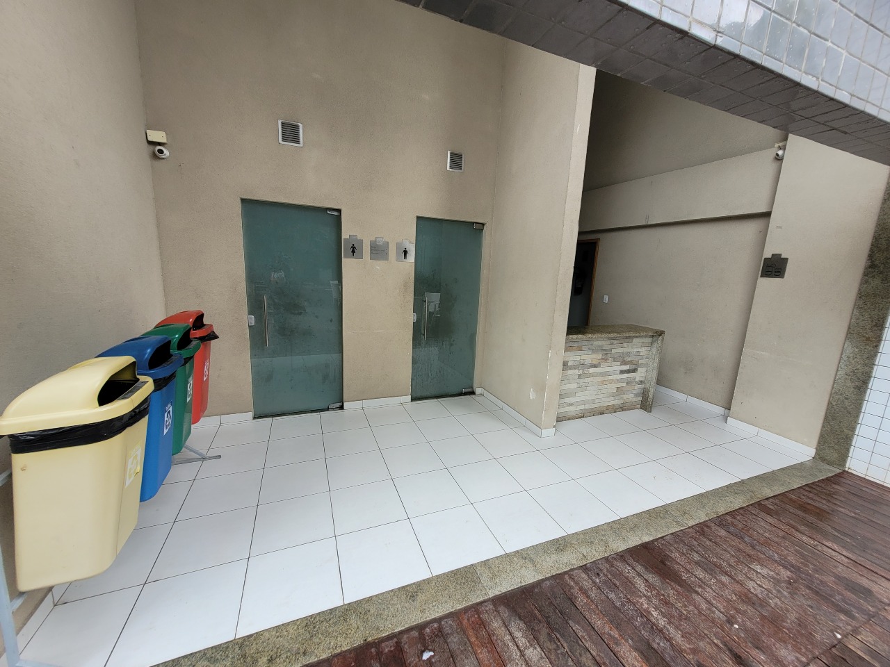 Apartamento para aluguel no Candeias: 