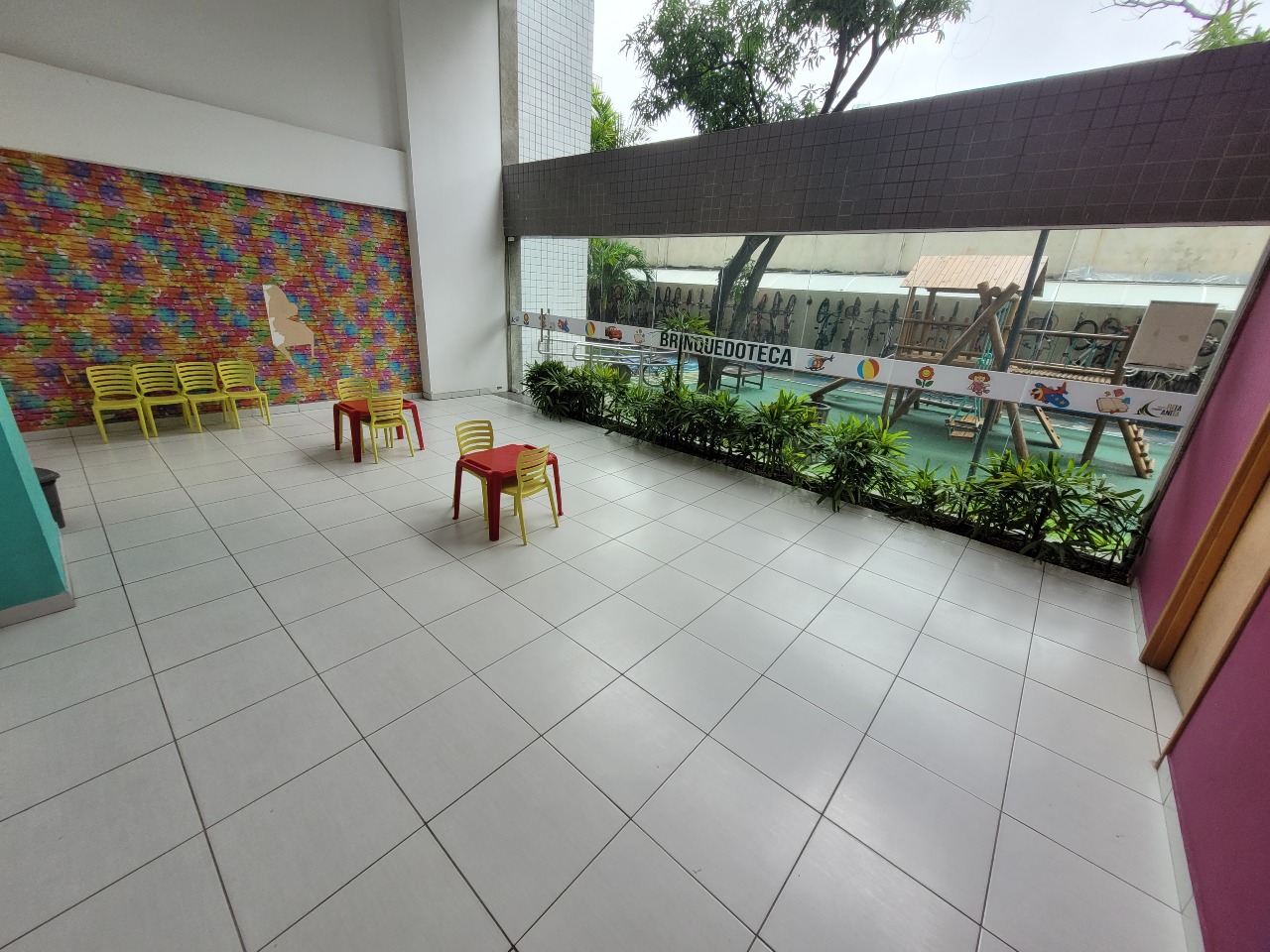 Apartamento para aluguel no Candeias: 