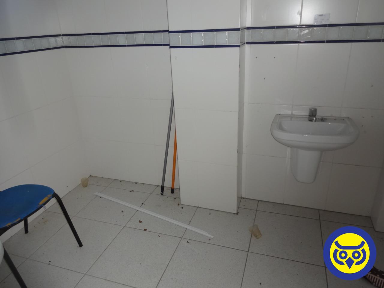 Loja para aluguel no Canto: 