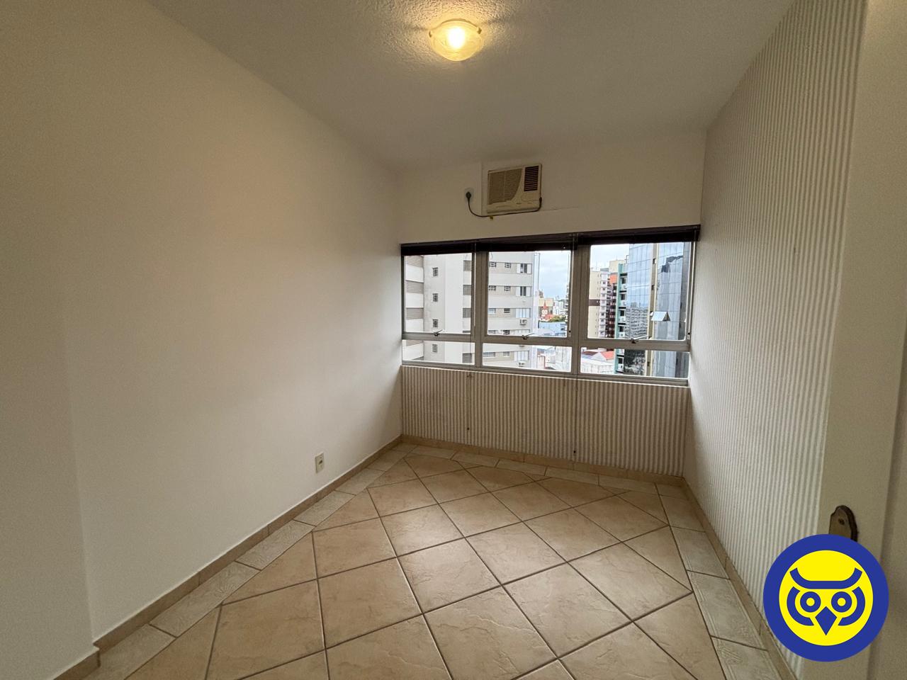 Salas/Conjuntos para aluguel no Centro: