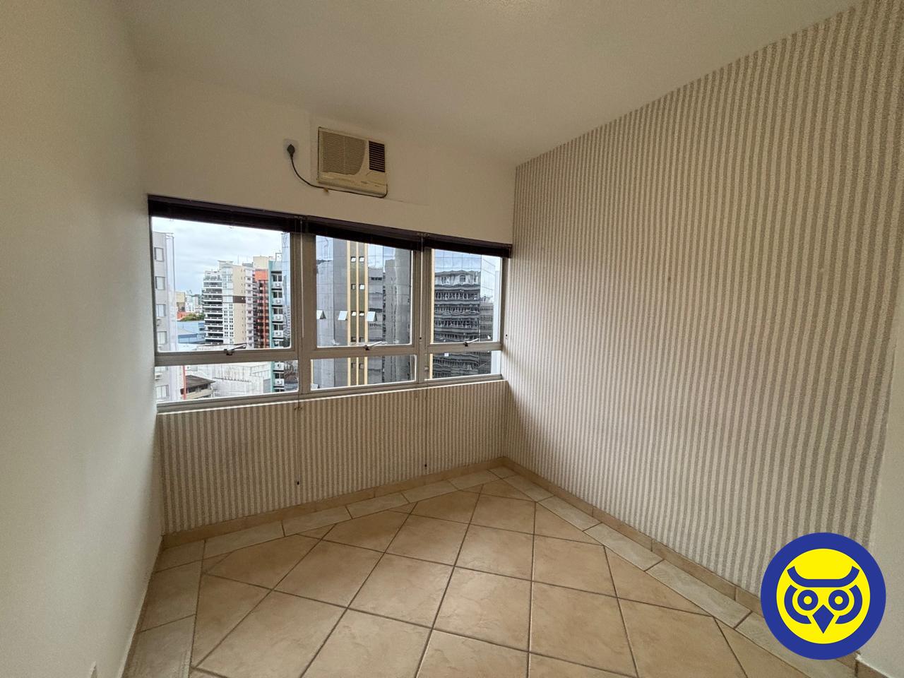 Salas/Conjuntos para aluguel no Centro: