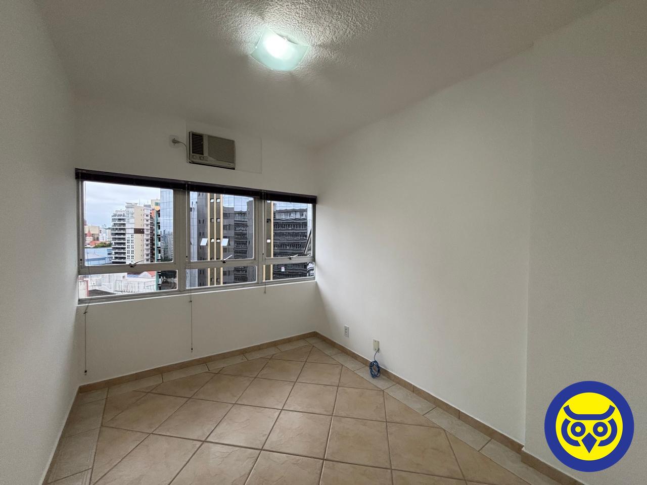 Salas/Conjuntos para aluguel no Centro: