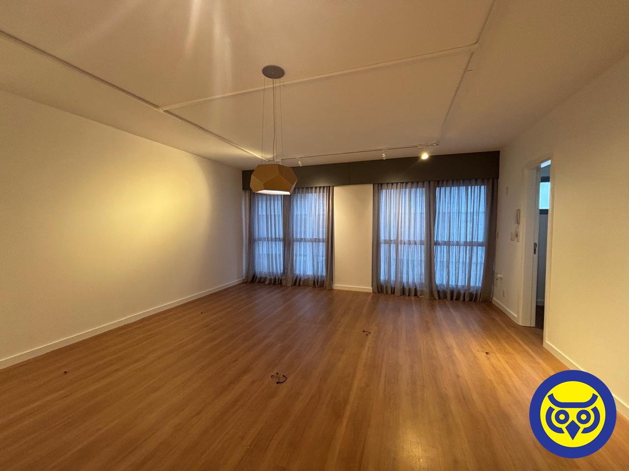 Salas/Conjuntos para aluguel no Itacorubi: 