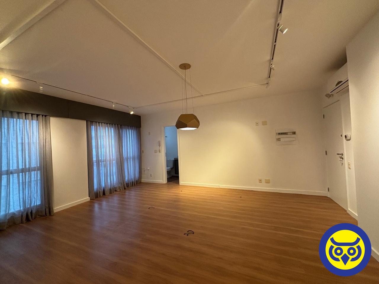 Salas/Conjuntos para aluguel no Itacorubi: