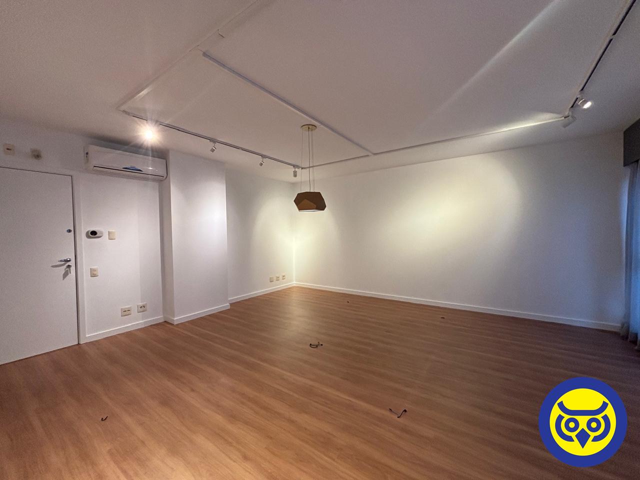 Salas/Conjuntos para aluguel no Itacorubi: