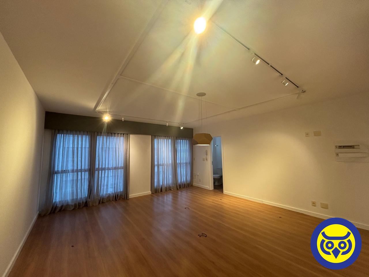 Salas/Conjuntos para aluguel no Itacorubi: