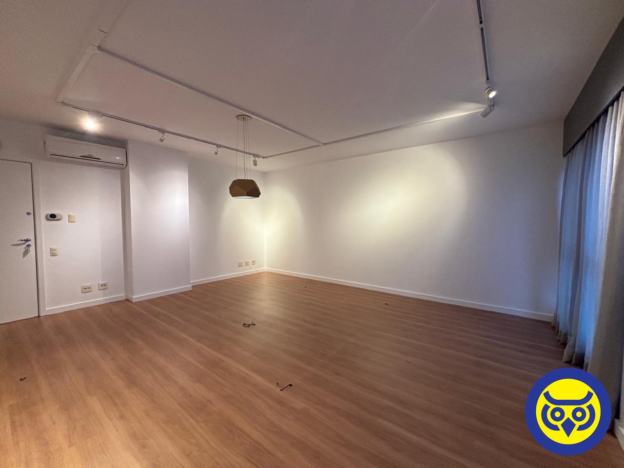 Salas/Conjuntos para aluguel no Itacorubi: