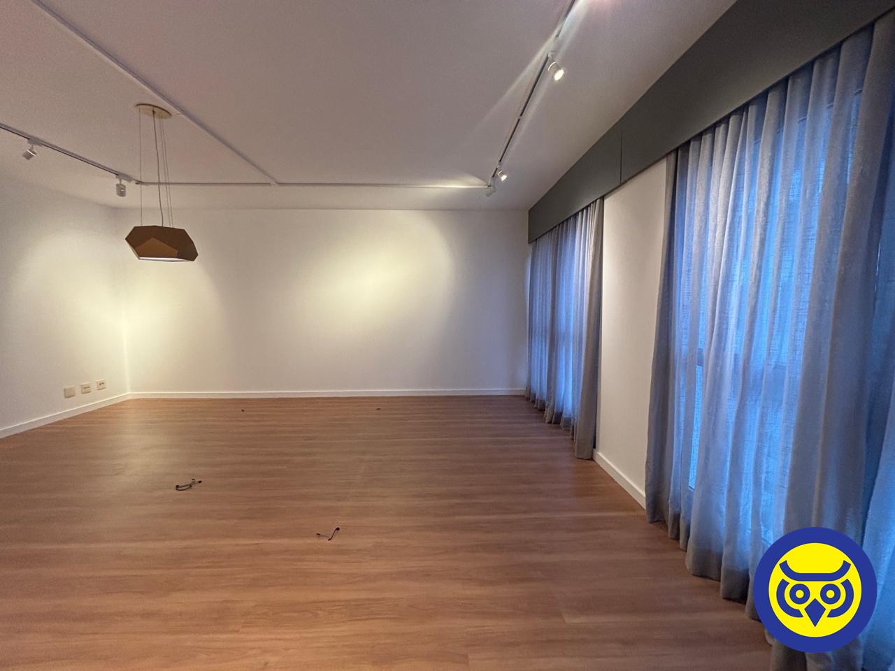 Salas/Conjuntos para aluguel no Itacorubi: