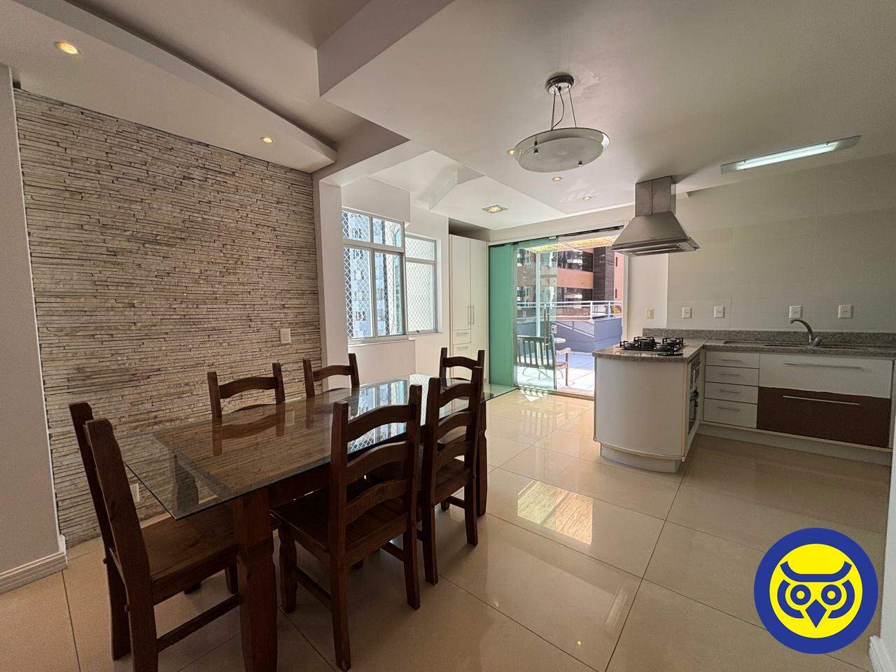 Apartamento para aluguel no Centro: 