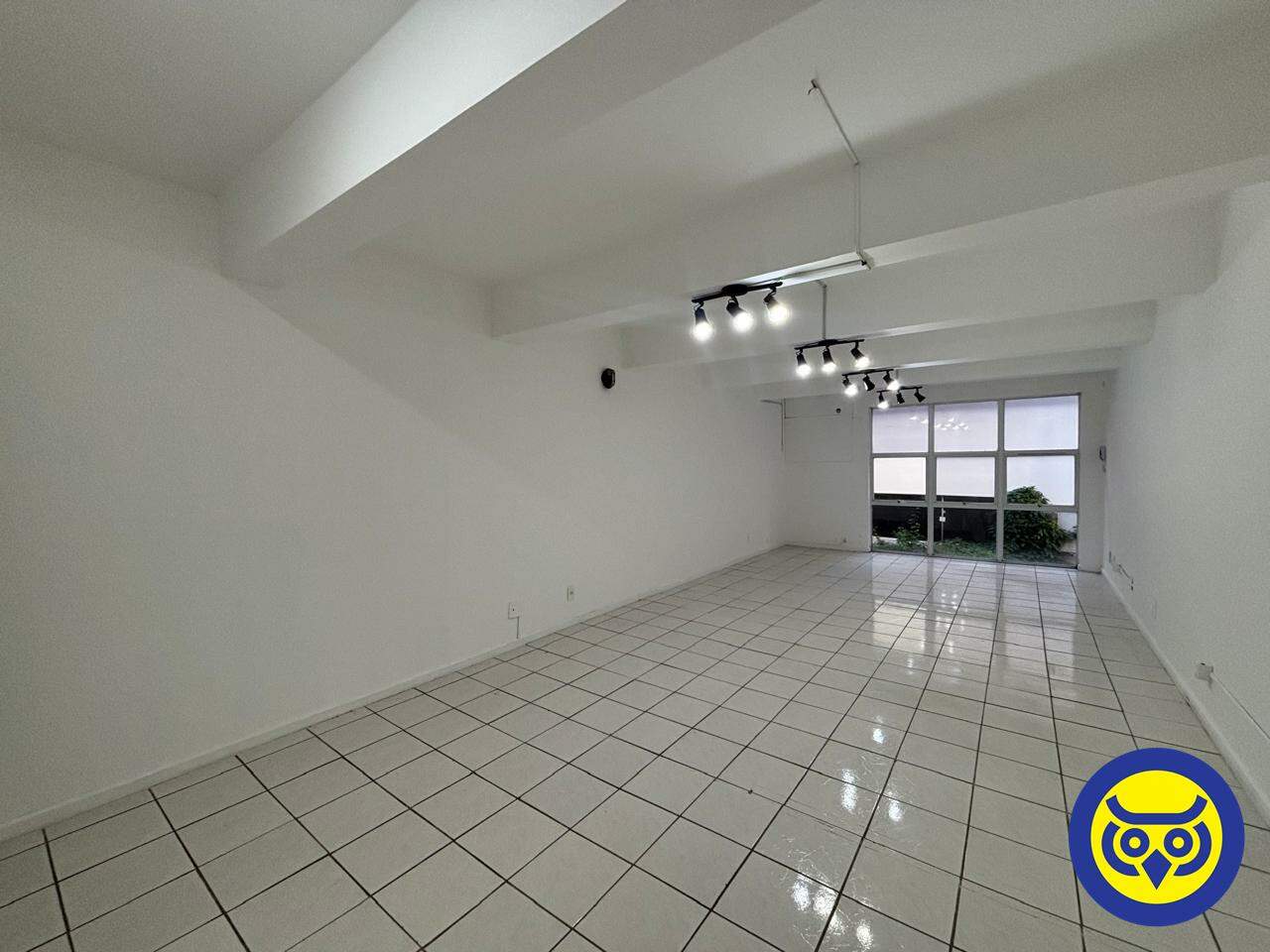 Sala para aluguel no Centro: 