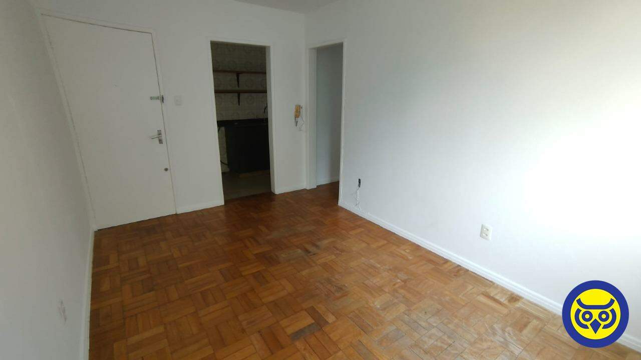 Apartamento para aluguel no Coqueiros: 