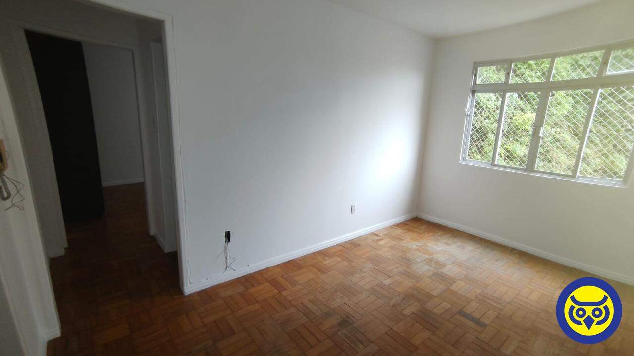 Apartamento para aluguel no Coqueiros: 