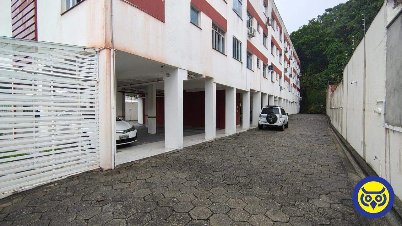 Apartamento para aluguel no Coqueiros: 