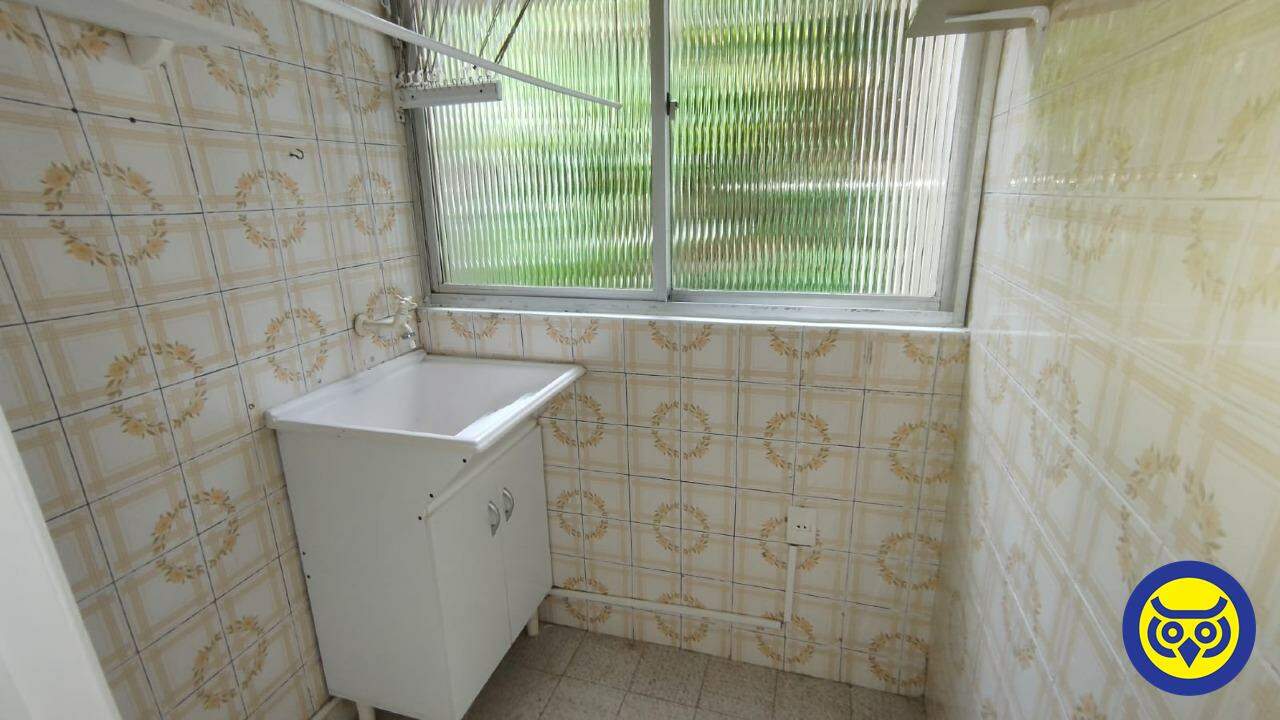 Apartamento para aluguel no Coqueiros: 