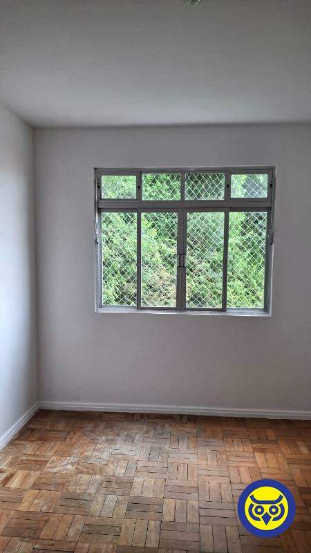 Apartamento para aluguel no Coqueiros: 