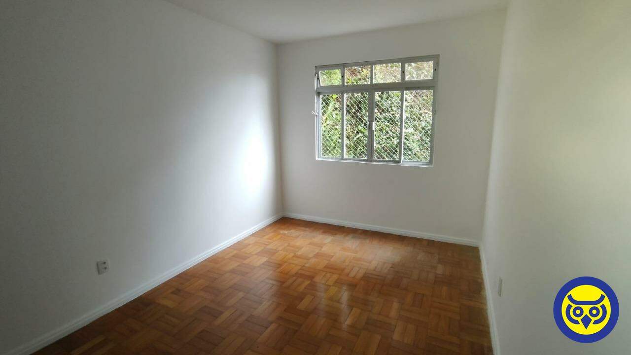 Apartamento para aluguel no Coqueiros: 