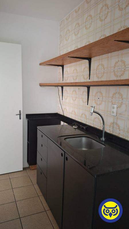 Apartamento para aluguel no Coqueiros: 