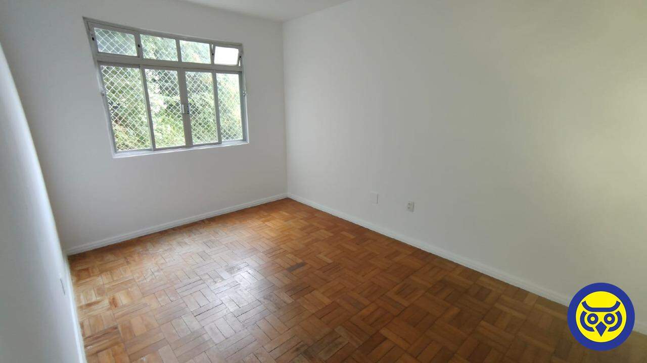 Apartamento para aluguel no Coqueiros: 