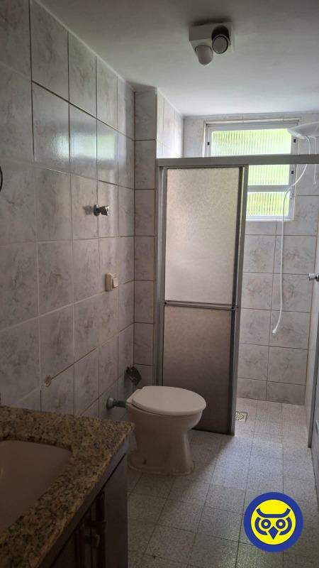 Apartamento para aluguel no Coqueiros: 