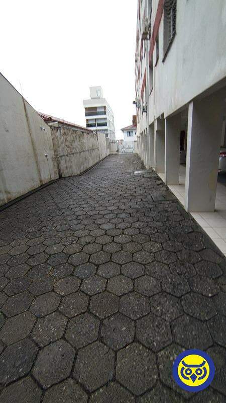 Apartamento para aluguel no Coqueiros: 