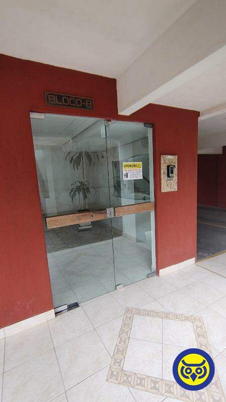Apartamento para aluguel no Coqueiros: 