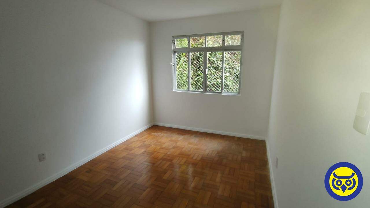 Apartamento para aluguel no Coqueiros: 