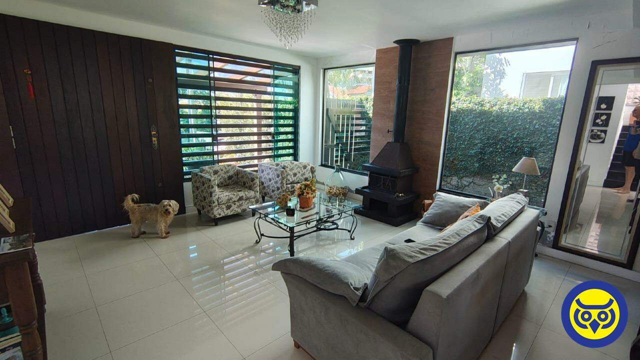 Casa para aluguel no Pedra Branca: 