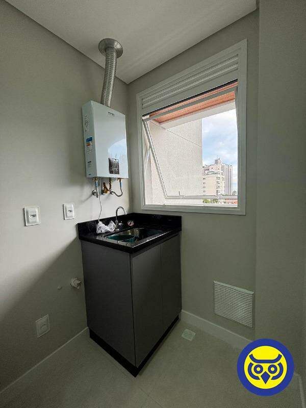 Apartamento para aluguel no Agronômica: 